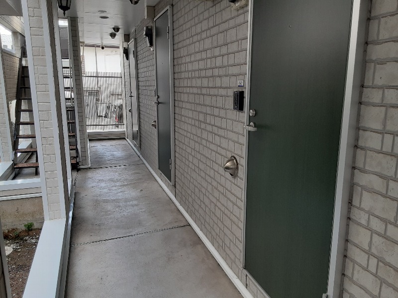 29/30 エントランス