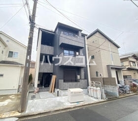 13/23 エントランス