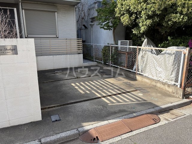 15/16 駐車場