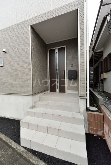 29/30 エントランス