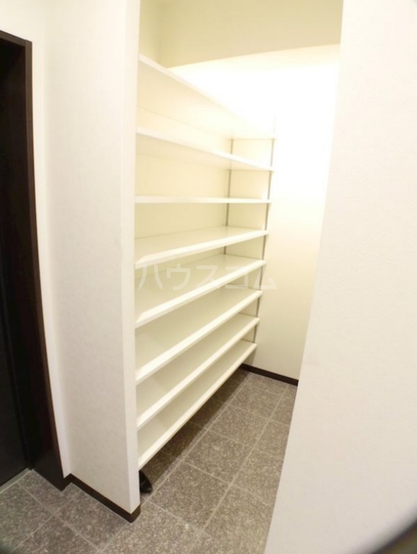 15/25 エントランス