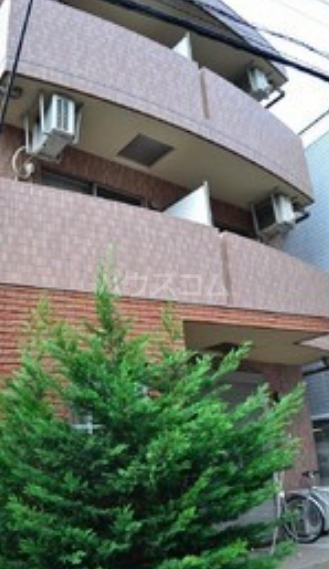 13/22 エントランス