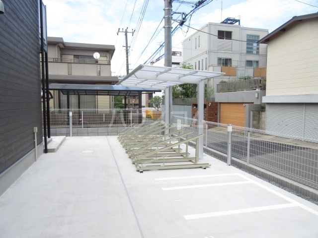 22/30 駐車場