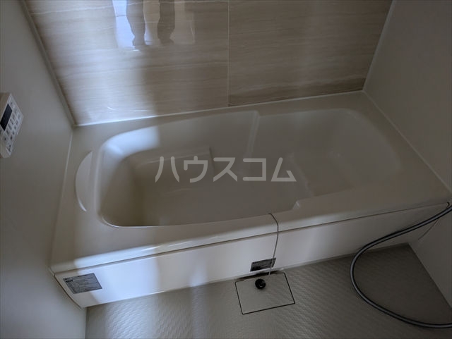 14/30 浴室