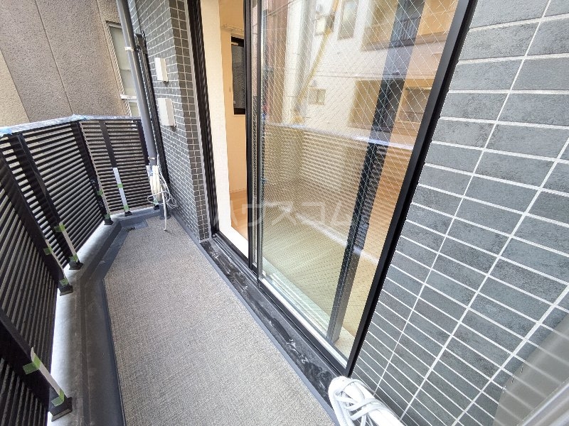 17/27 バルコニー