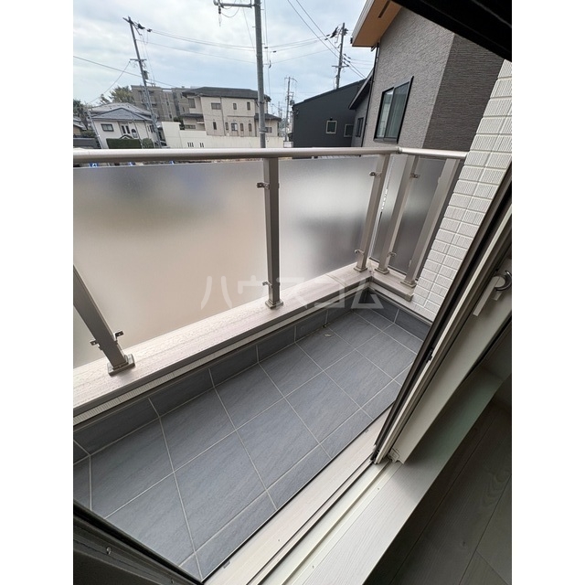 20/28 バルコニー