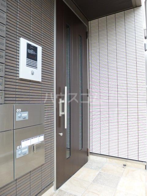 14/17 エントランス