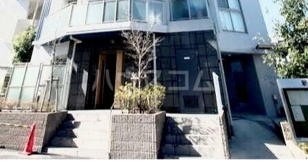 14/15 エントランス