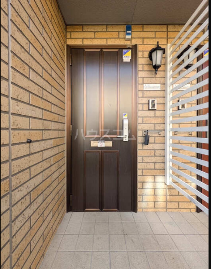 19/24 エントランス