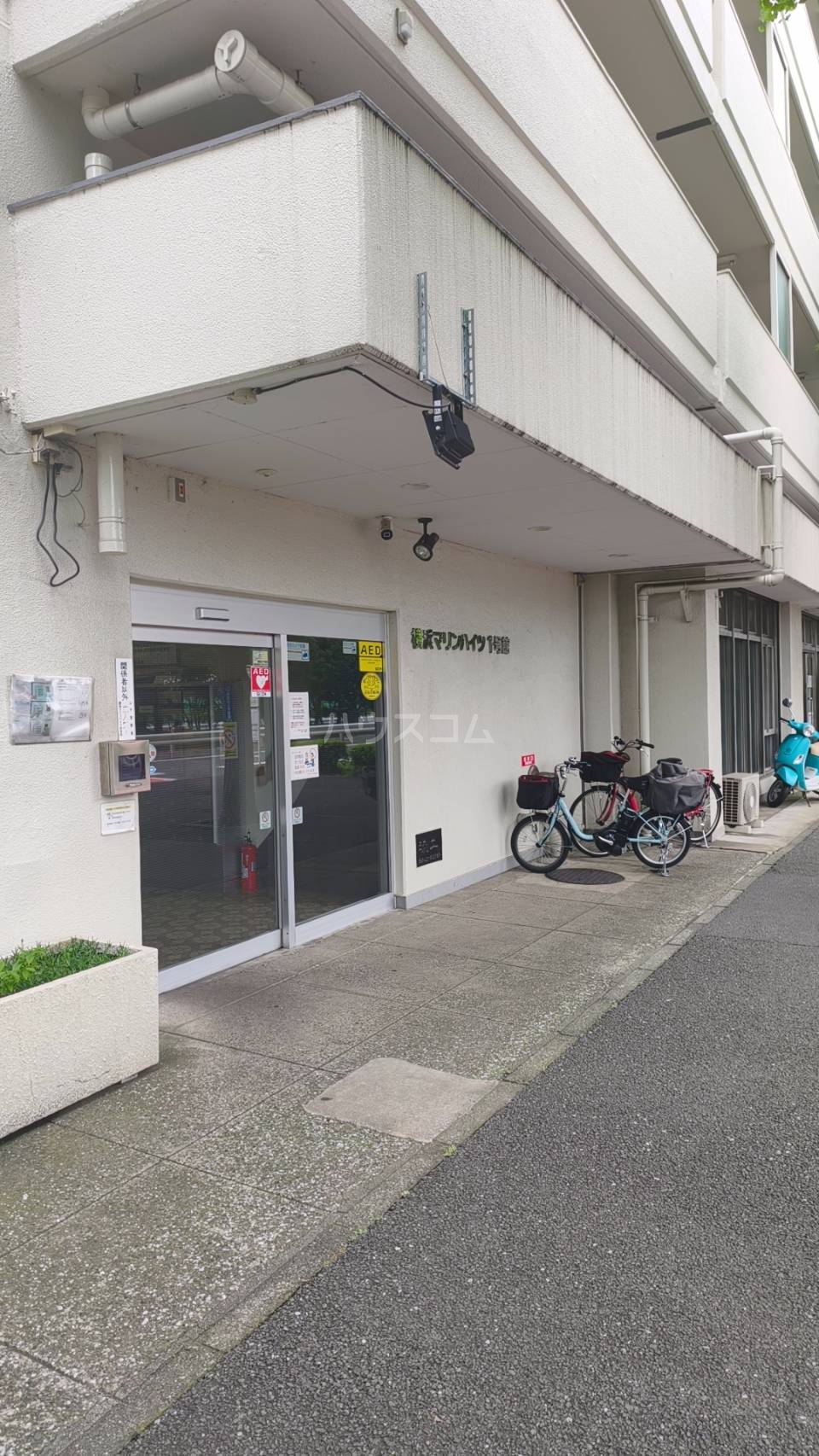 2/4 駐車場