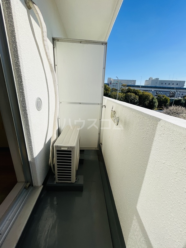 18/24 バルコニー