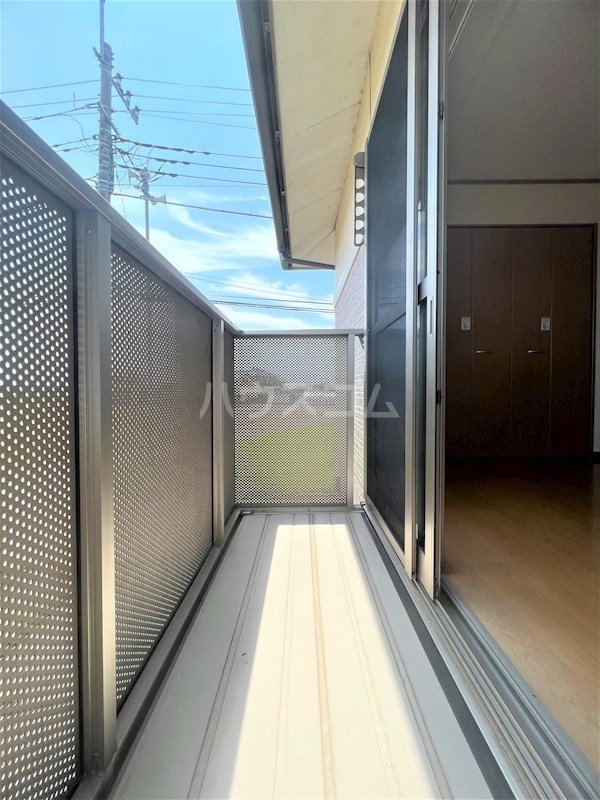 14/23 バルコニー