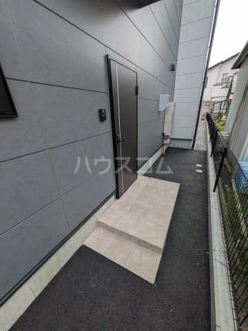 25/30 エントランス