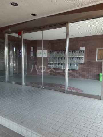 19/22 エントランス