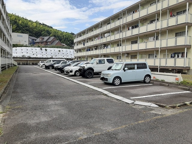 21/30 駐車場