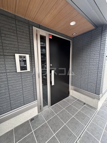 29/30 エントランス