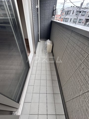 20/30 バルコニー