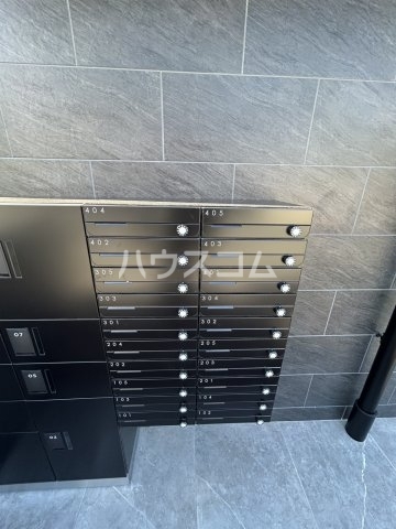 22/30 エントランス