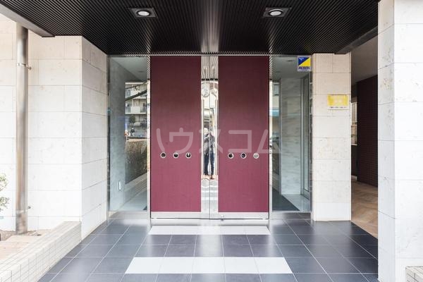 4/4 エントランス