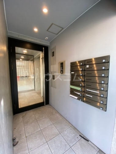 21/21 エントランス