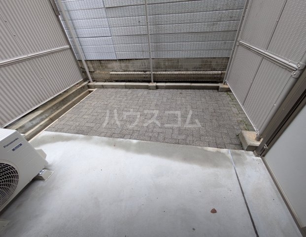 20/30 バルコニー