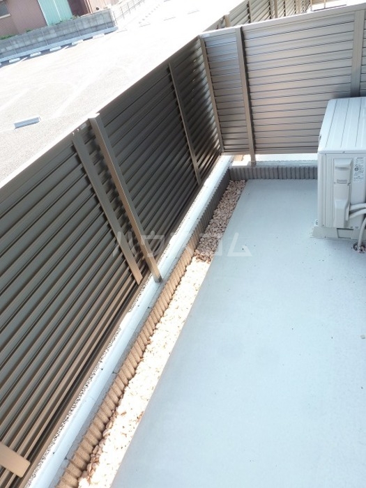 13/20 バルコニー