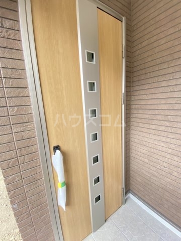 24/30 エントランス