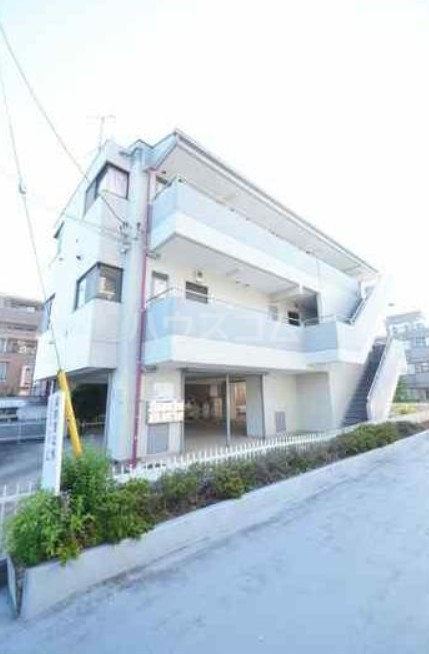 16/26 エントランス