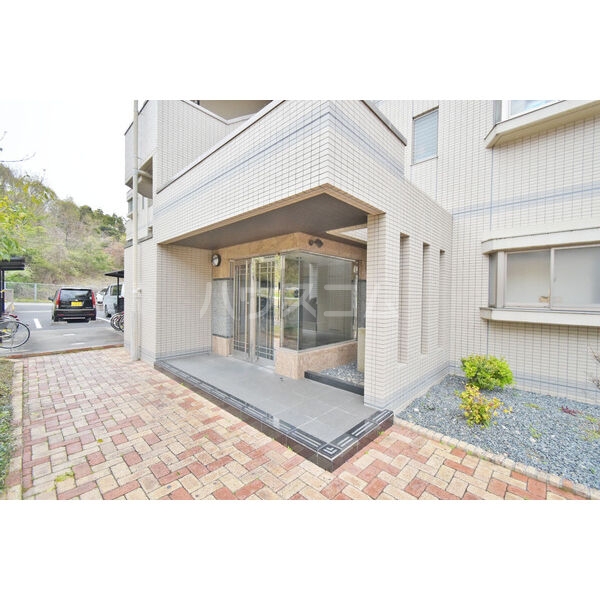 14/21 エントランス