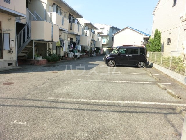 16/19 駐車場