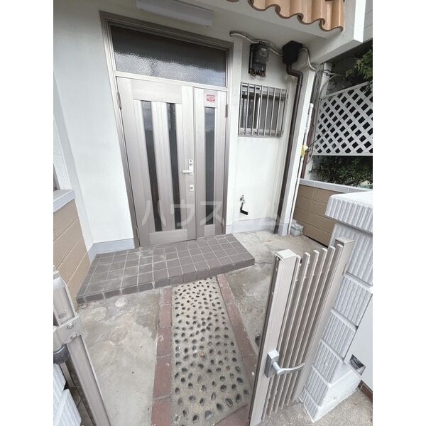 14/24 エントランス