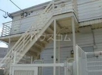 13/14 エントランス