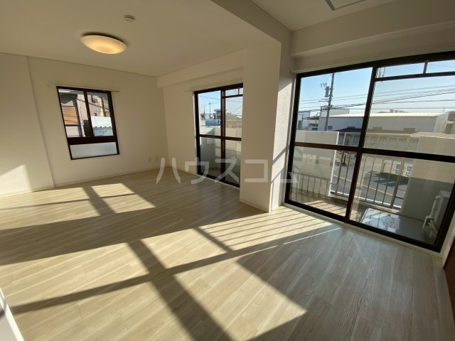 3/30 リビング/ダイニング