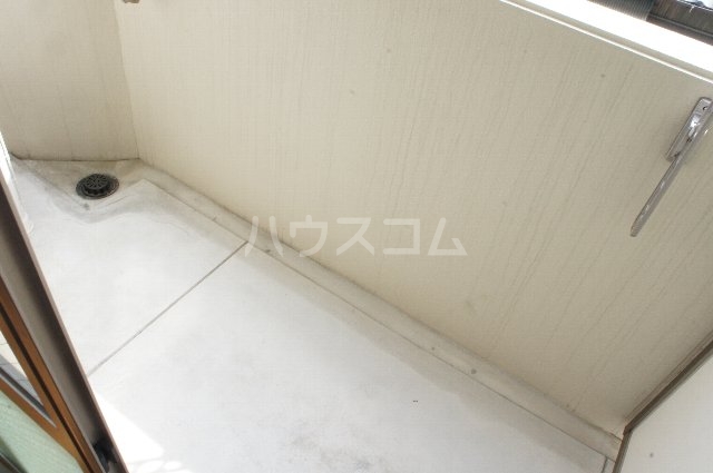 13/23 バルコニー