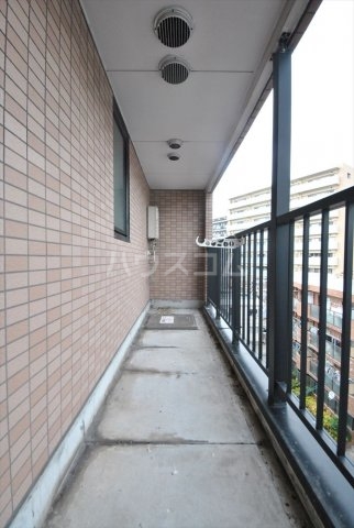 19/30 バルコニー