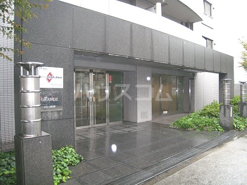 19/29 エントランス