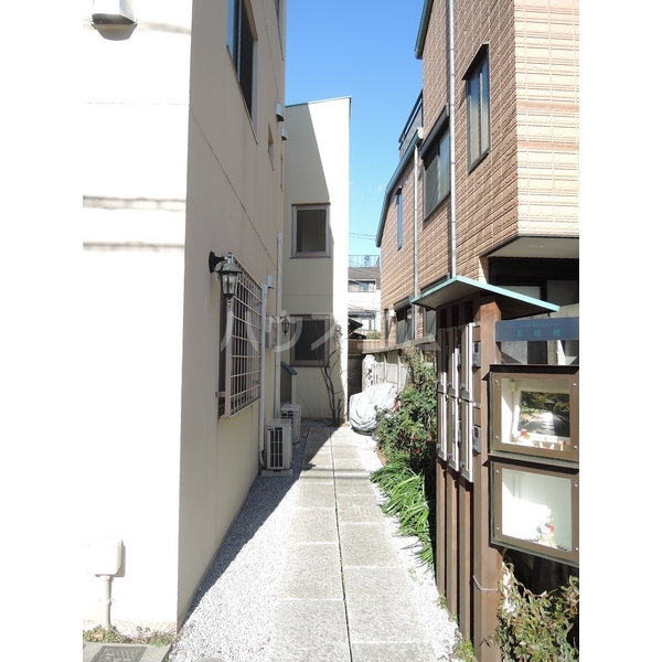 15/15 エントランス