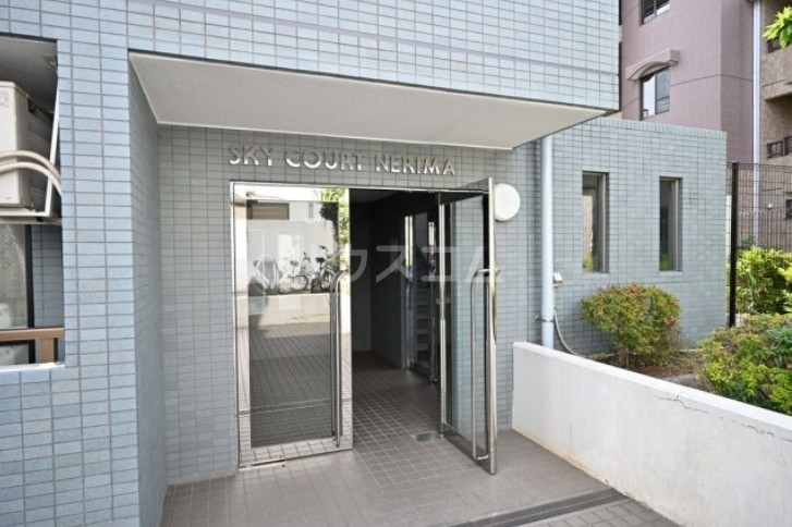 19/28 エントランス