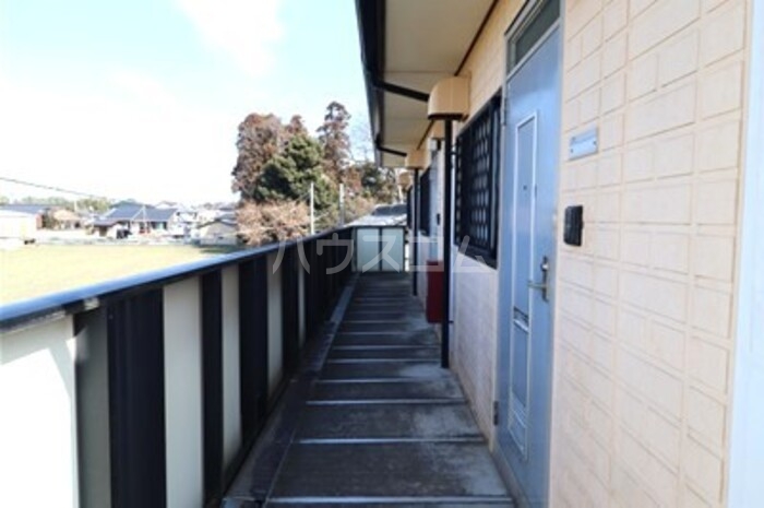 2/4 エントランス