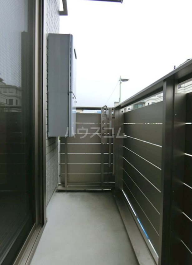 13/17 バルコニー