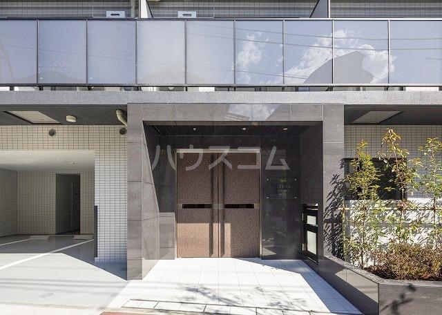 16/21 エントランス