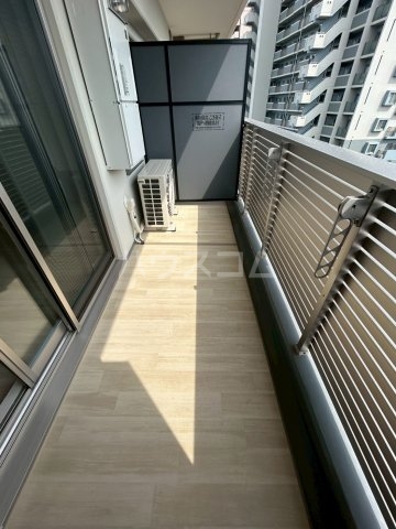 17/27 バルコニー