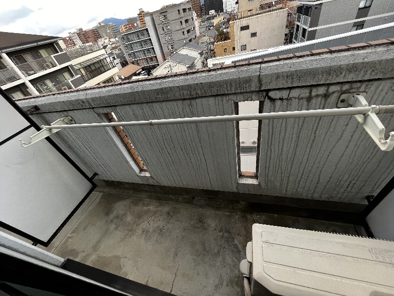 18/27 バルコニー