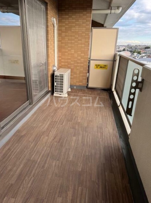 15/28 バルコニー