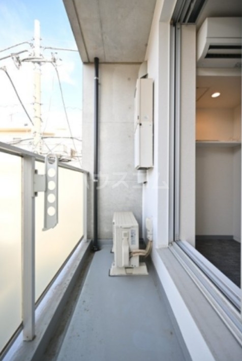 13/23 バルコニー