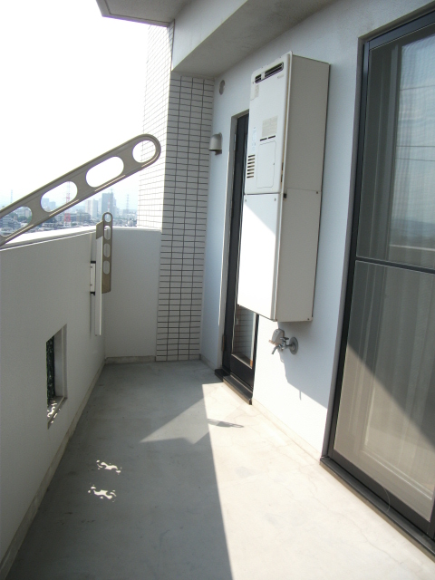 13/27 バルコニー