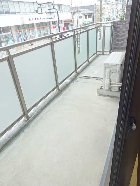 19/30 バルコニー