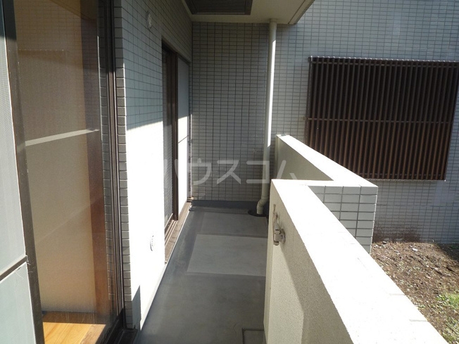 14/14 エントランス