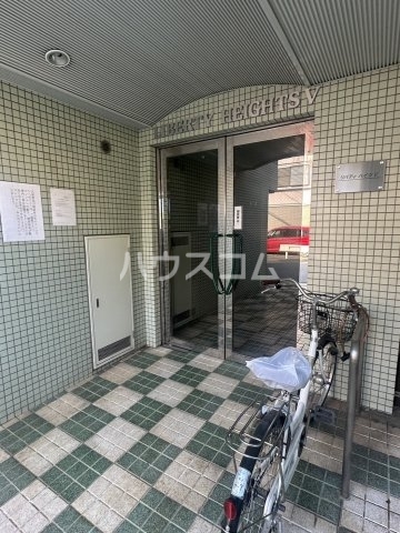 14/14 エントランス