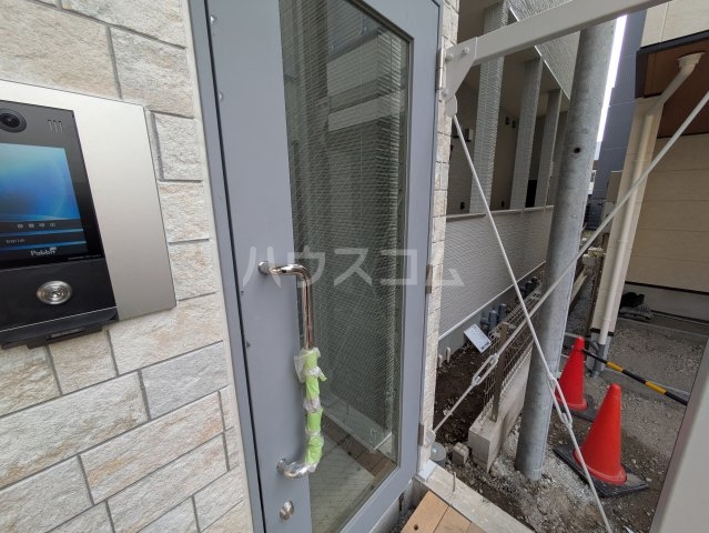 24/29 エントランス